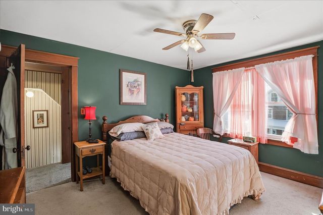 243 W FRANKLIN ST, Ephrata, PA 17522