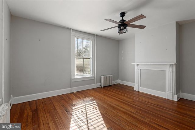 10 NEW CUT RD, Round Hill, VA 20141