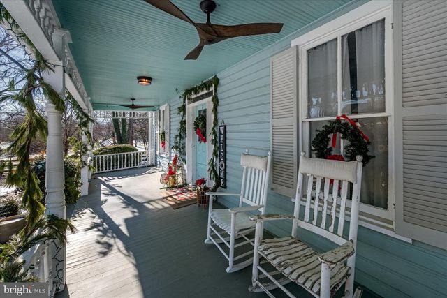 10 NEW CUT RD, Round Hill, VA 20141