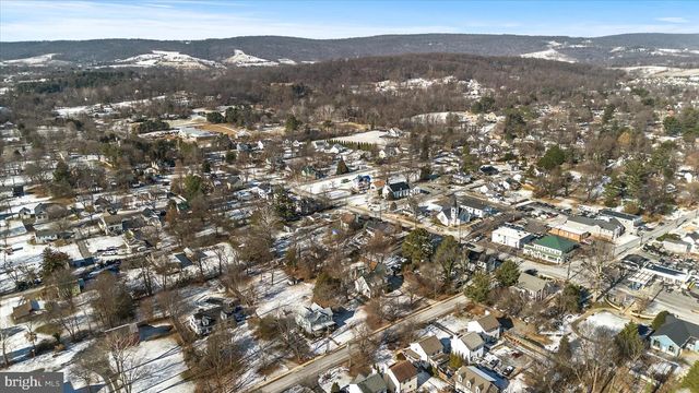 10 NEW CUT RD, Round Hill, VA 20141