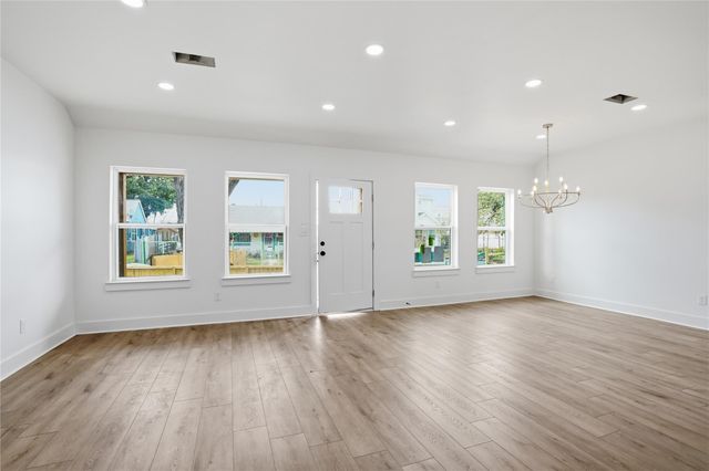 532 N Super Street, Houston, TX 77011