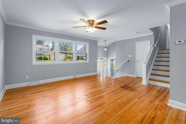 1207 FLINT HILL RD, Wilmington, DE 19808