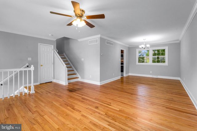1207 FLINT HILL RD, Wilmington, DE 19808