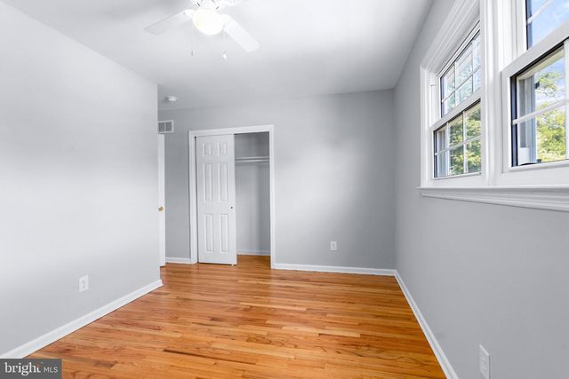 1207 FLINT HILL RD, Wilmington, DE 19808