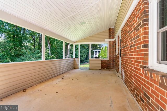1207 FLINT HILL RD, Wilmington, DE 19808