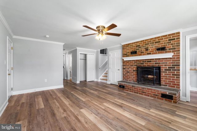 1207 FLINT HILL RD, Wilmington, DE 19808