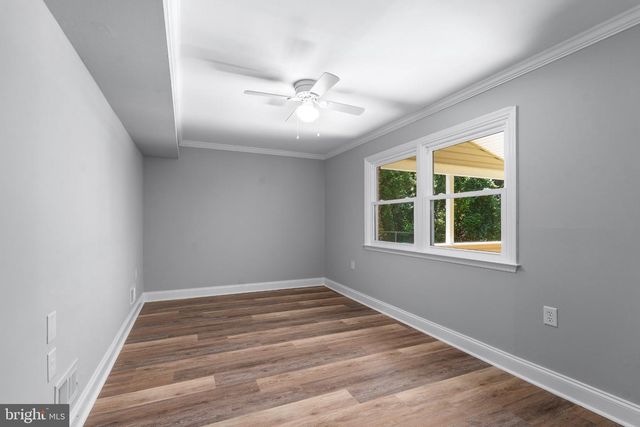 1207 FLINT HILL RD, Wilmington, DE 19808