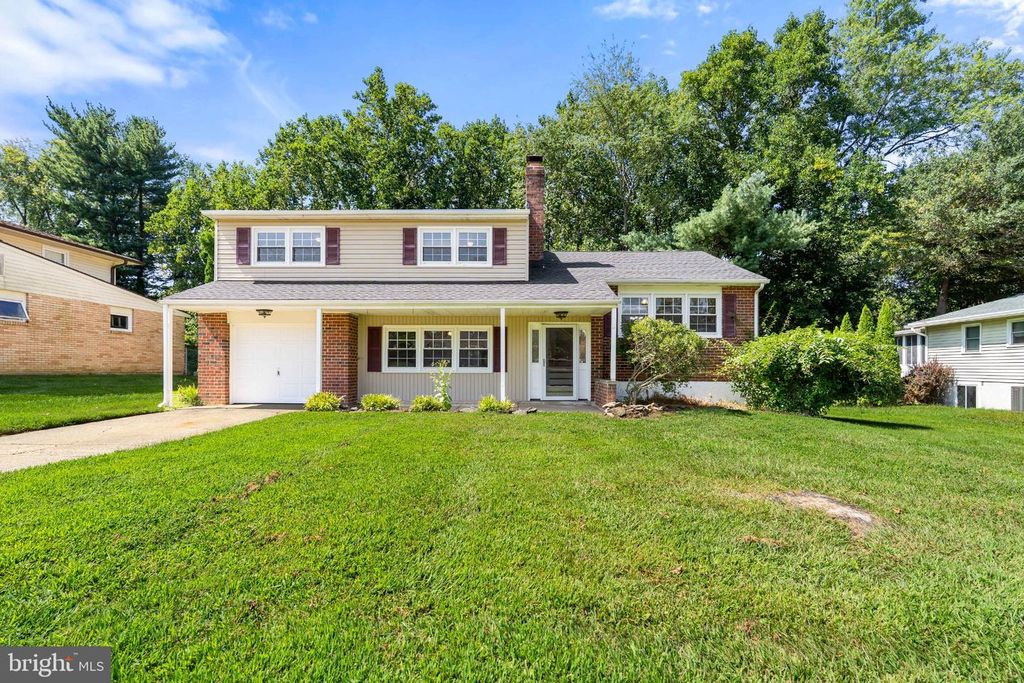 1207 FLINT HILL RD, Wilmington, DE 19808