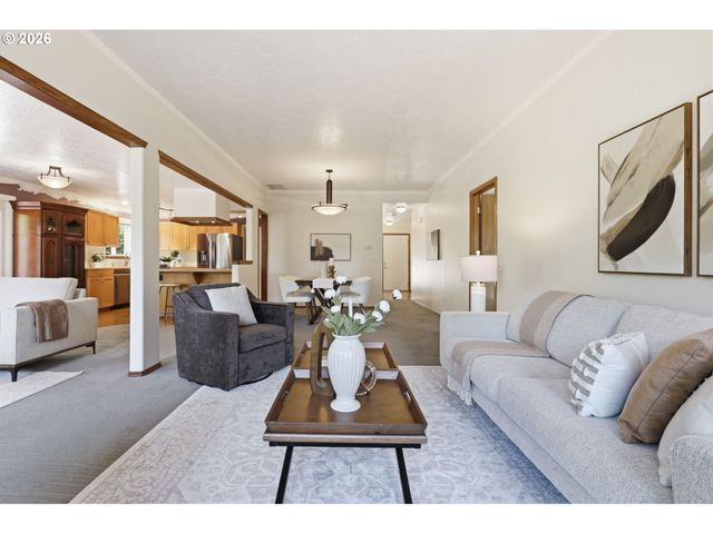 22890 Sw LINCOLN St, Sherwood, OR 97140
