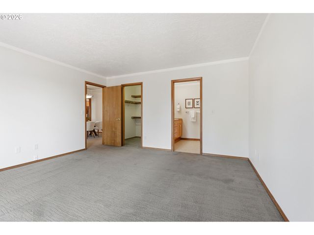 22890 Sw LINCOLN St, Sherwood, OR 97140