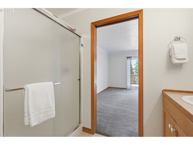 22890 Sw LINCOLN St, Sherwood, OR 97140