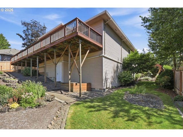 22890 Sw LINCOLN St, Sherwood, OR 97140