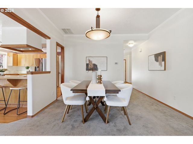 22890 Sw LINCOLN St, Sherwood, OR 97140