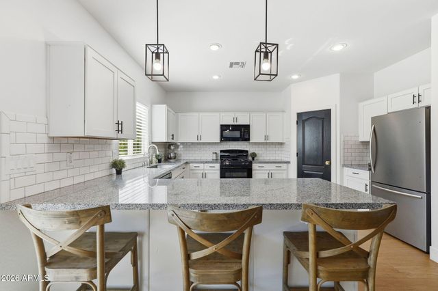 4932 S DASSAULT Way, Mesa, AZ 85212