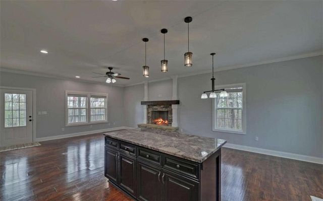 5270 Union Circle, Flowery Branch, GA 30542