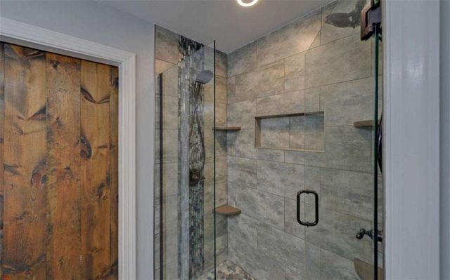 5270 Union Circle, Flowery Branch, GA 30542