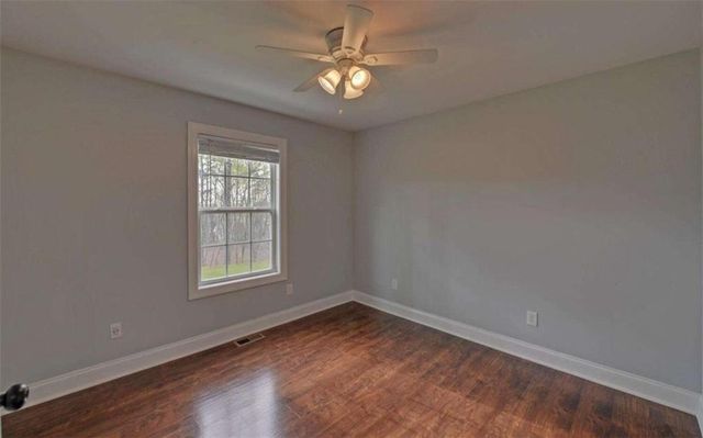 5270 Union Circle, Flowery Branch, GA 30542