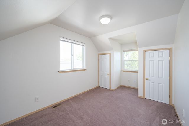 901 W Windrose Drive, Moses Lake, WA 98837
