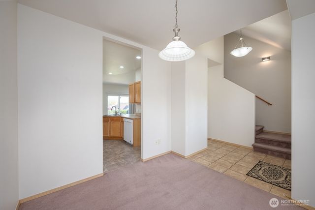901 W Windrose Drive, Moses Lake, WA 98837