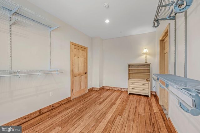 1089 WAUGH RD, Berkeley Springs, WV 25411