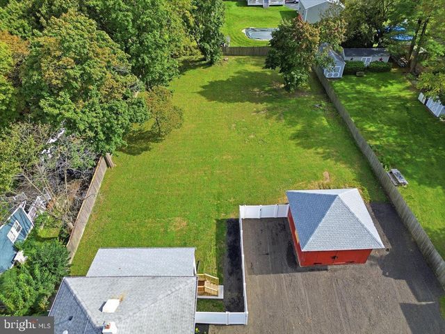 120 WASHINGTON AVE, Berlin, NJ 08009