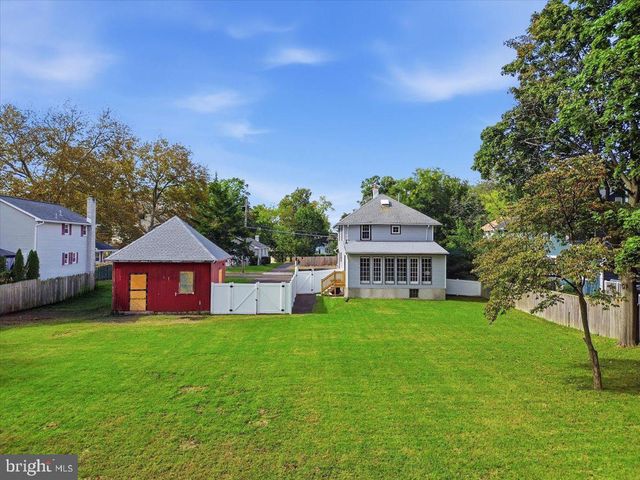 120 WASHINGTON AVE, Berlin, NJ 08009