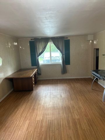 312 W Cherry Avenue W, Fergus Falls, MN 56537