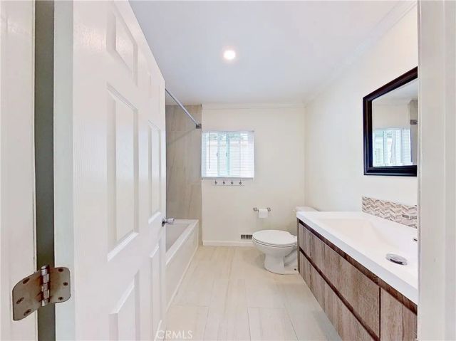 27464 Country Glen, Agoura Hills, CA 91301