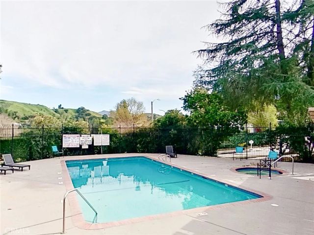 27464 Country Glen, Agoura Hills, CA 91301