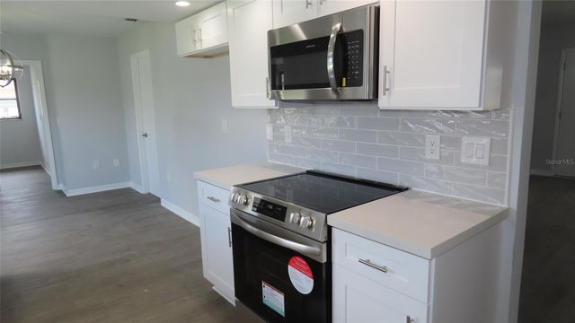 807 NECTAR ROAD, Venice, FL 34293