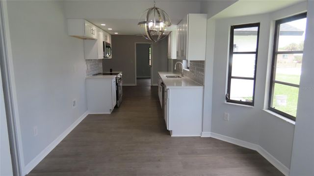 807 NECTAR ROAD, Venice, FL 34293