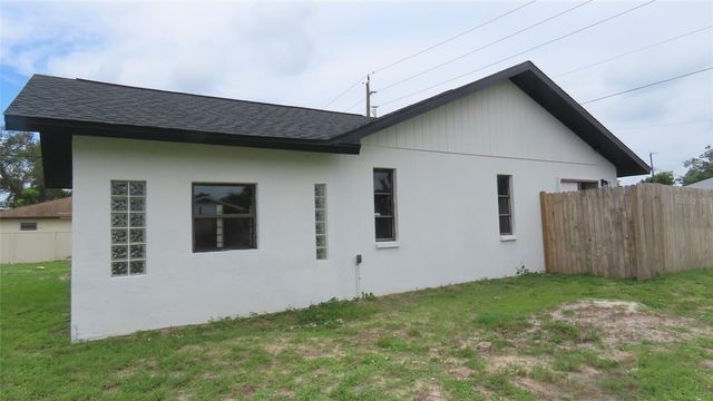 807 NECTAR ROAD, Venice, FL 34293