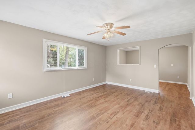 2297 Albert Avenue, Columbus, OH 43224