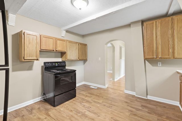 2297 Albert Avenue, Columbus, OH 43224