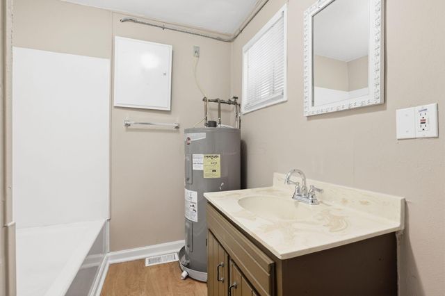 2297 Albert Avenue, Columbus, OH 43224