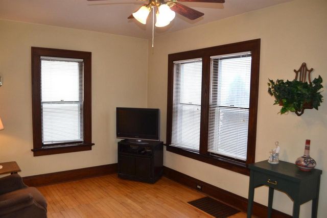 209 SEYMOUR STREET, Wausau, WI 54403