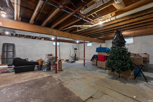 29671 Carolina Avenue, Elkhart, IN 46516