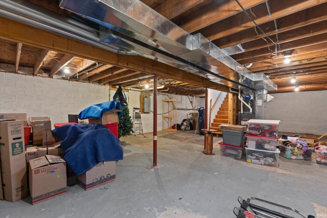 29671 Carolina Avenue, Elkhart, IN 46516