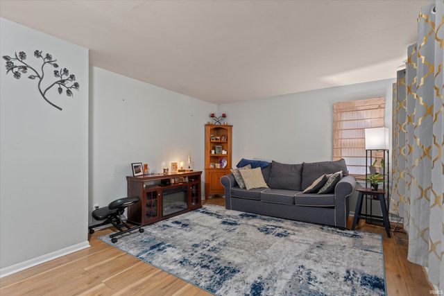 29671 Carolina Avenue, Elkhart, IN 46516