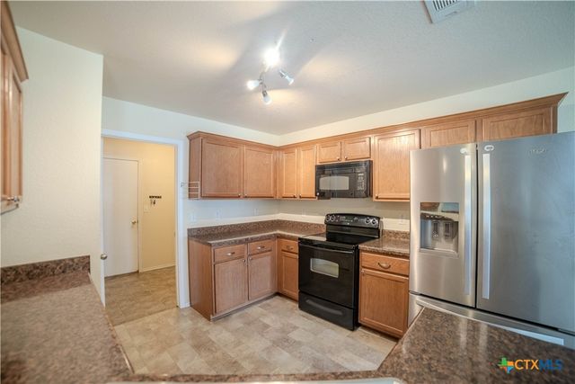 2112 Lincoln Court, Belton, TX 76513