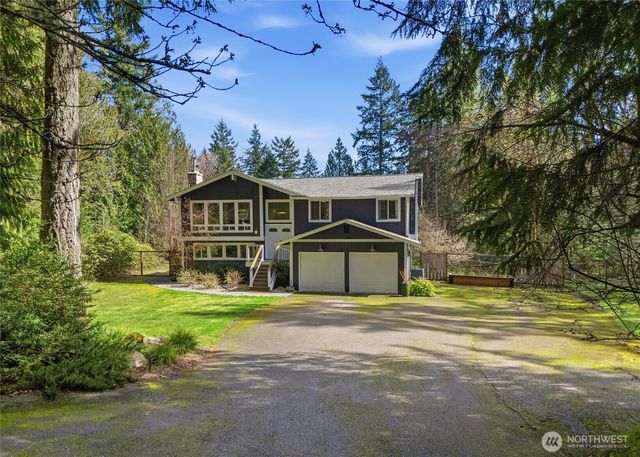 2065 Opdal Rd E, Port Orchard, WA 98366