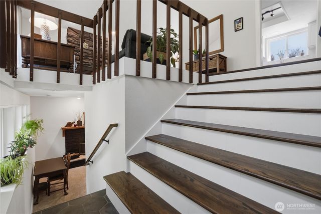 2065 Opdal Rd E, Port Orchard, WA 98366