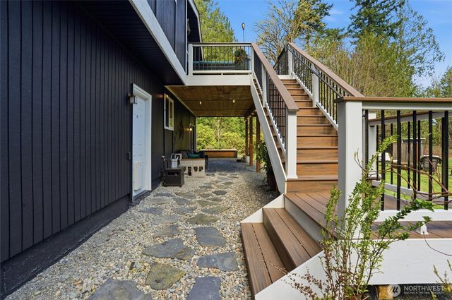 2065 Opdal Rd E, Port Orchard, WA 98366