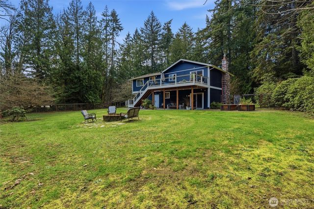 2065 Opdal Rd E, Port Orchard, WA 98366