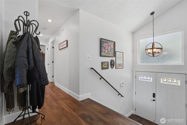 2065 Opdal Rd E, Port Orchard, WA 98366