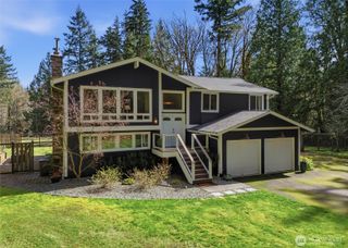 2065 Opdal Rd E, Port Orchard, WA 98366