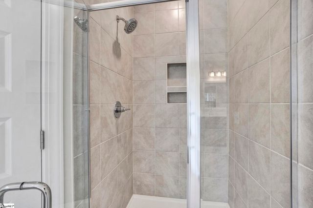 137 Rickys Path, Easley, SC 29642