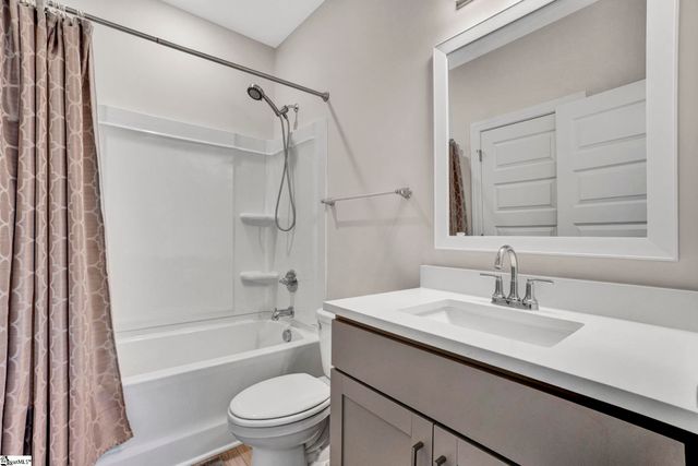 137 Rickys Path, Easley, SC 29642