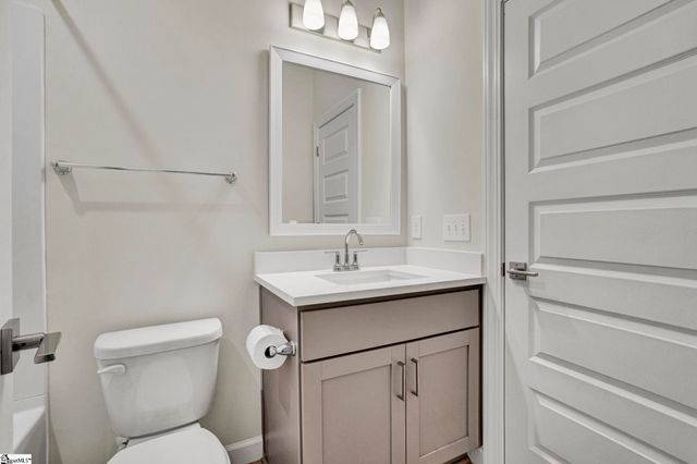 137 Rickys Path, Easley, SC 29642