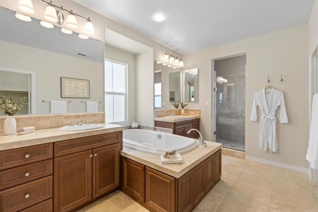 624 Weatherstone Way, San Marcos, CA 92078
